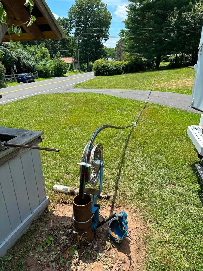 Well pump and tank service